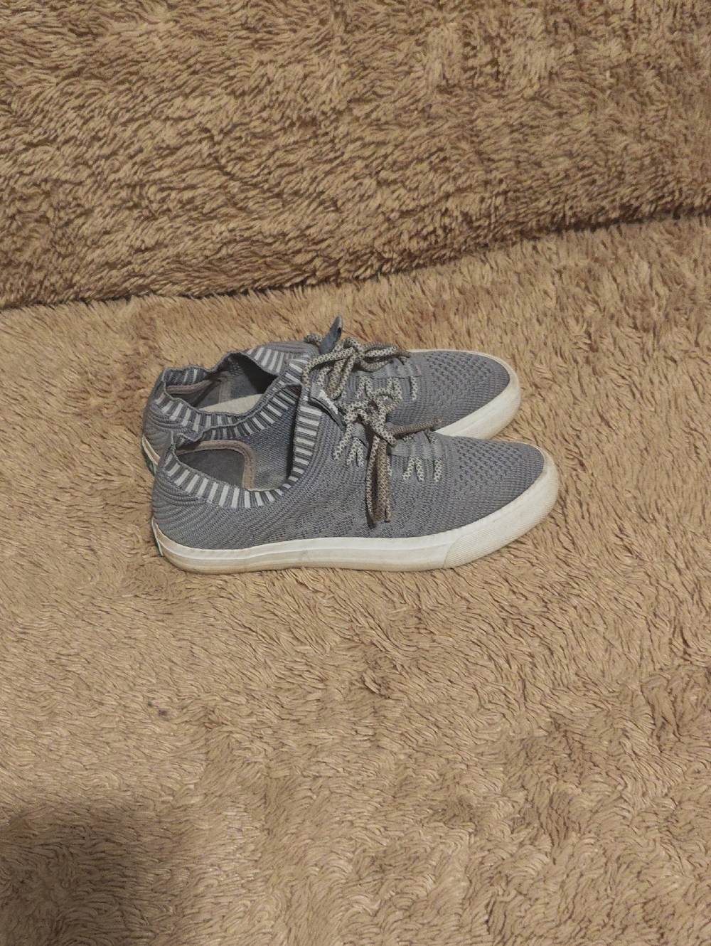 Blowfish Malibu Women's Grey Knit Slip-On Sneakers - Casual Comfort
